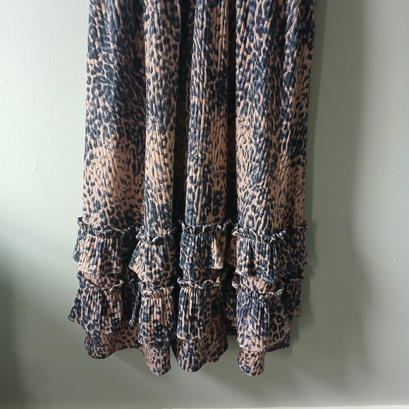 Anthropologie Hutch Women's Size Medium Ruffle Midi Dress Animal Print Pockets - Picture 4 of 16